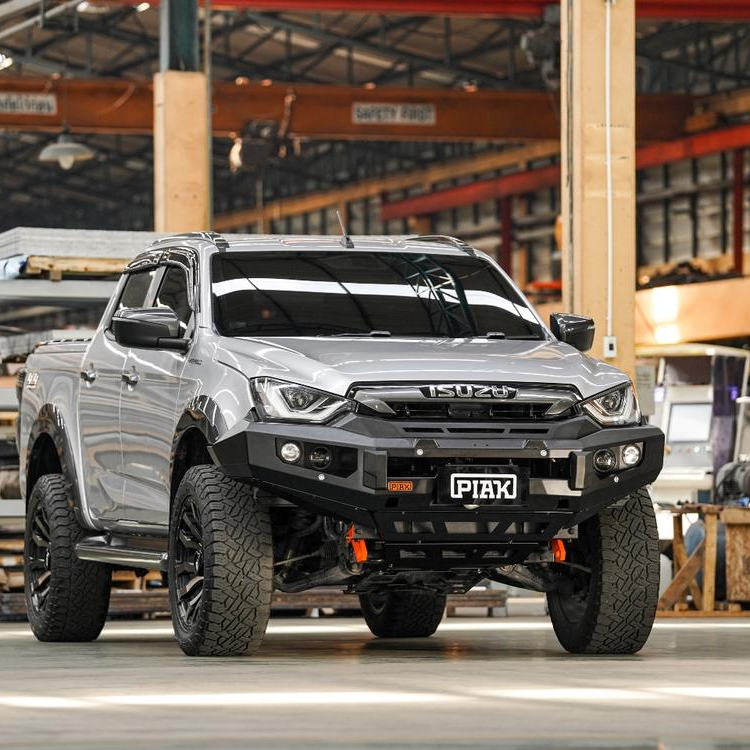 Elite No Loop Bar (Orange Recovery Points & Black Bash Plate) for Isuzu D-Max (7/2020 to 10/2023)