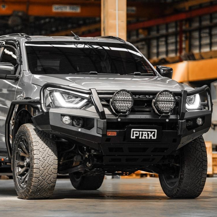 Elite Loop Bar (Black Recovery Points & Bash Plate) for Isuzu D-Max (7/2020 to 10/2023)