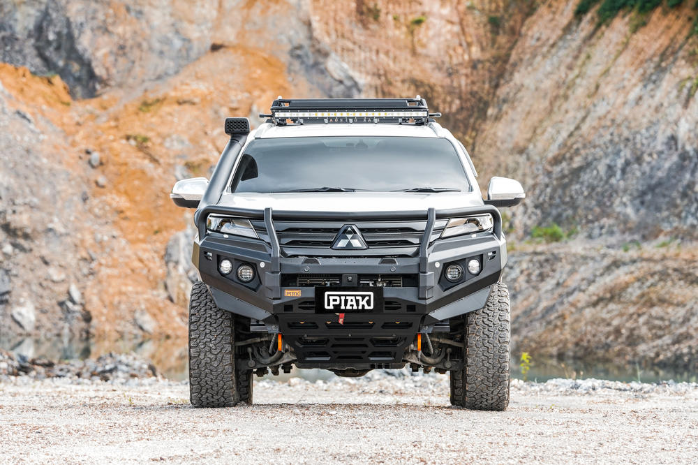 Elite Loop Bar (Black Recovery Points & Bash Plate) for Mitsubishi Pajero Sport QE & QF (8/2020 to 2/2024)