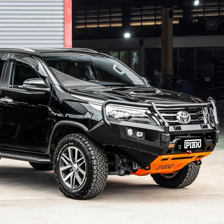 Elite Loop Bullbar (Black Recovery Points & Orange Bash Plate) for Toyota Fortuner GUN156R 08/2015 - 05/2018