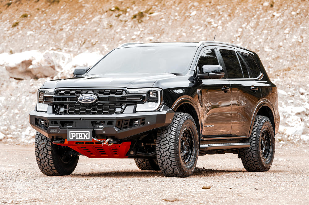 Genesis No Loop Bar (Black Recovery Points & Orange Bash Plate) for Ford Ranger (5/2022+) & Everest (6/2022+)