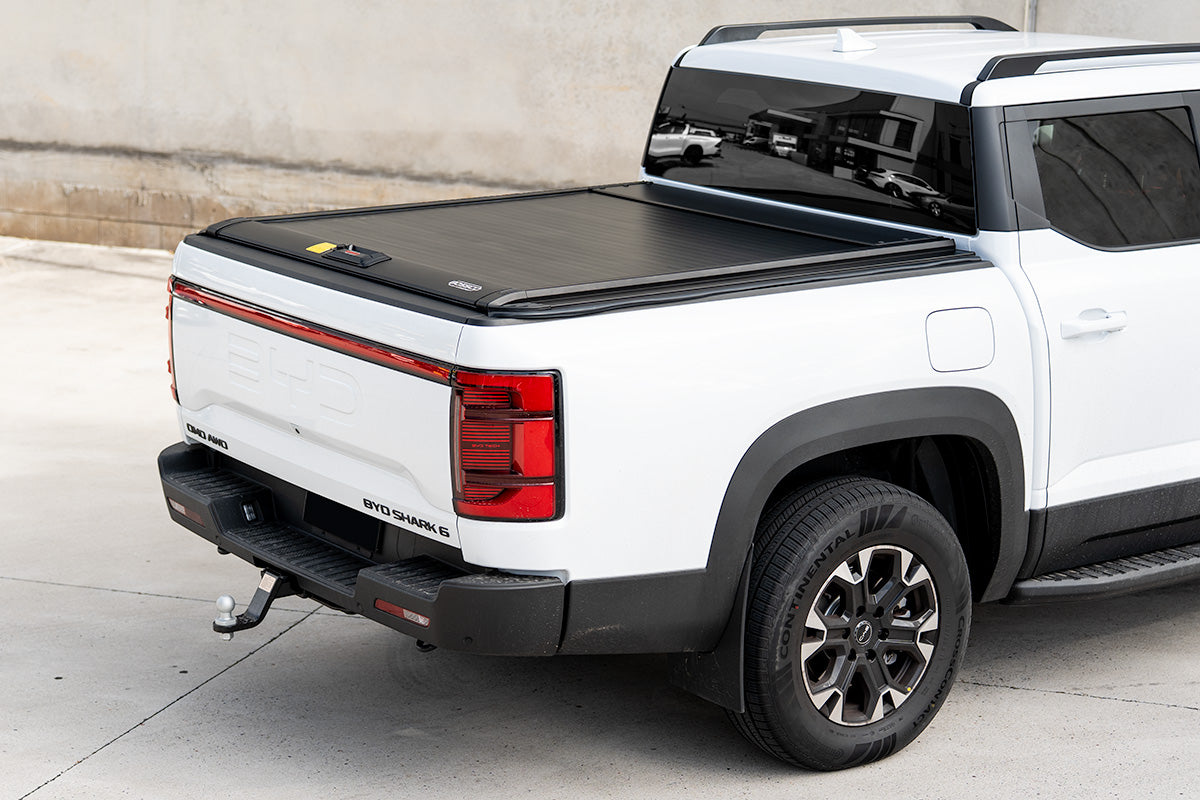 Black Manual Roller Shutter Suitable For BYD Shark 6 2025+