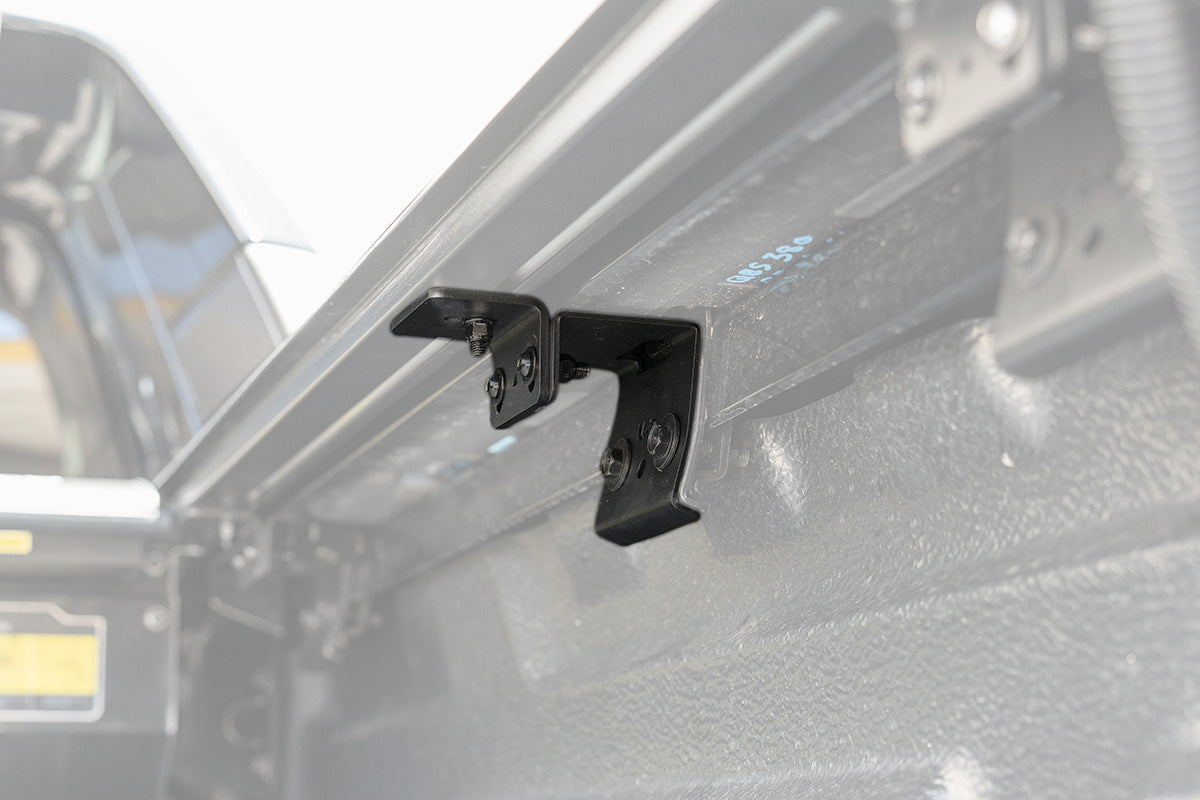 Manual Roller Shutter Tonneau Lid Suitable For Mitsubishi Triton MV 2023-2025