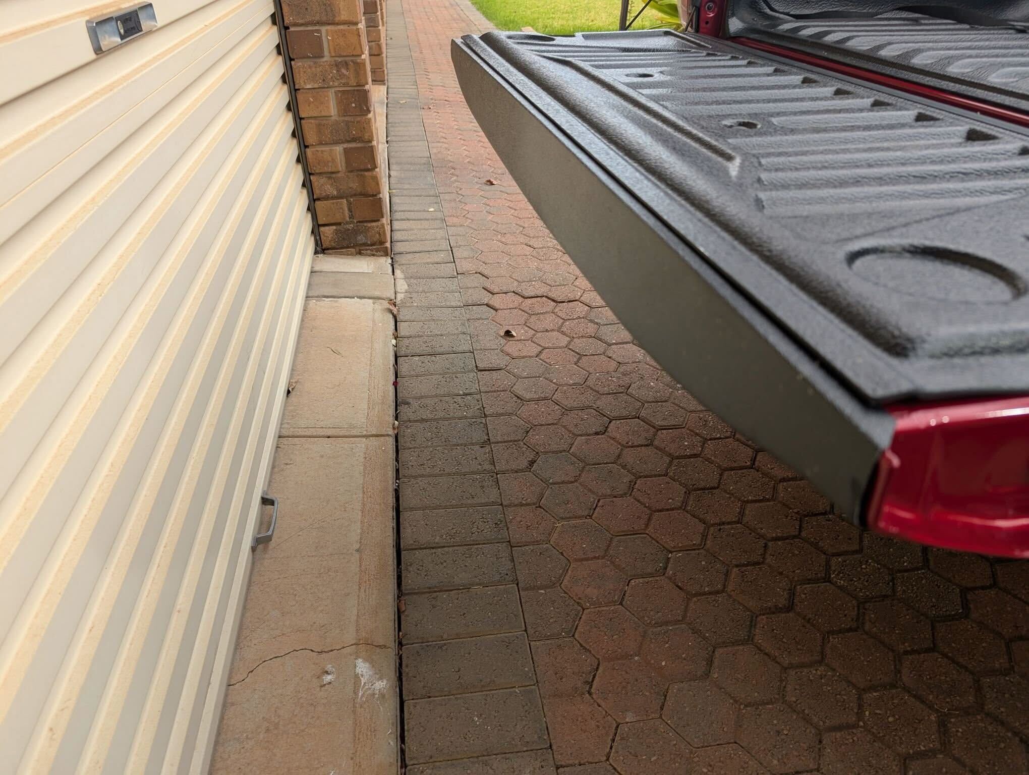 Tail Gate Tailgate Cap Cover Suitable For Isuzu D-MAX 2024 Facelift - ON