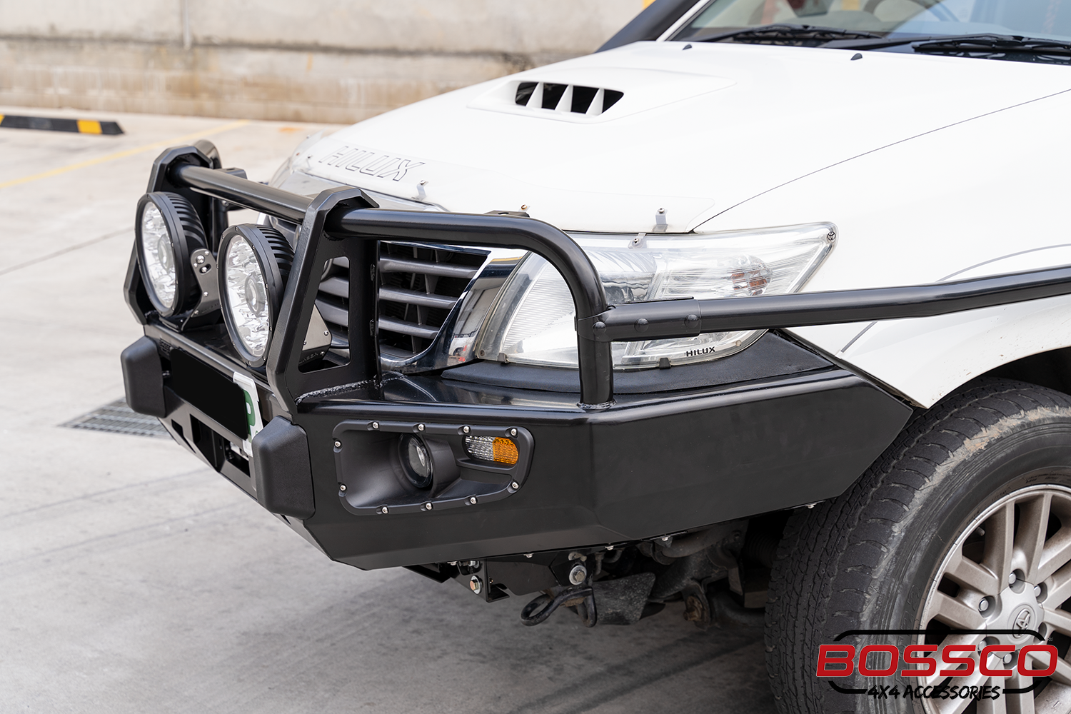 Triple Loop Full Bumper Replacement Bull bar Suitable For Toyota Hilux N70 2012-2015