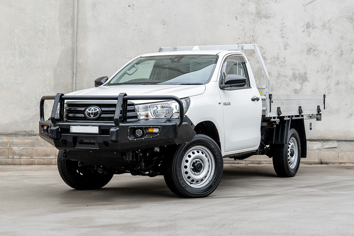 Triple Loop Full Bumper Replacement Bull bar Suitable For Toyota Hilux N80 2015-2018